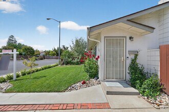 1810 Peary Way in Livermore, CA - Building Photo - Building Photo