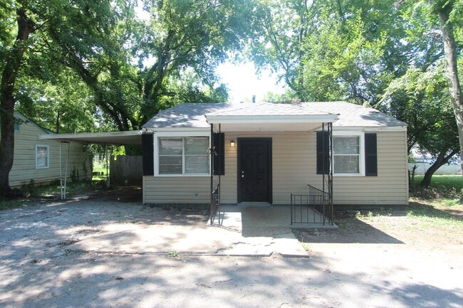 property at 1433 Rayfield Dr