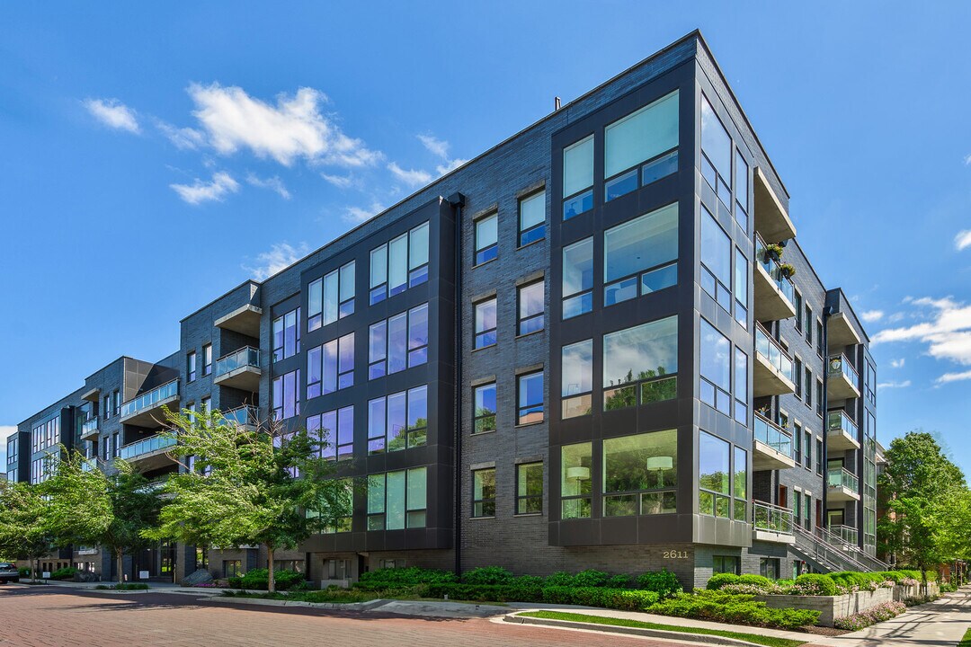 2633 N Hermitage Ave in Chicago, IL - Building Photo