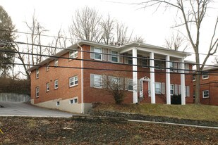 2716-2724 Brownsboro Rd in Louisville, KY - Building Photo