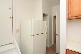 1542 N Kedzie Ave, Unit NG in Chicago, IL - Foto de edificio - Building Photo