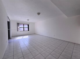 2455 W 67th Pl in Hialeah, FL - Building Photo - Building Photo