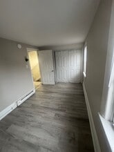 356 1/2 Apple St in Pottstown, PA - Building Photo - Building Photo