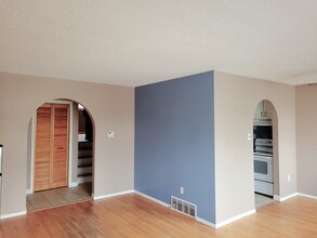 39 Morgan Rd in Hamilton, ON - Building Photo - Building Photo