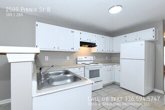 2509 Pinnix St in Greensboro, NC - Building Photo - Building Photo