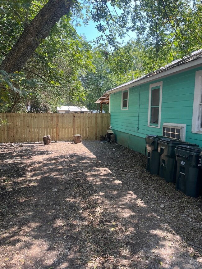 property at 1019 Martin Luther King Dr