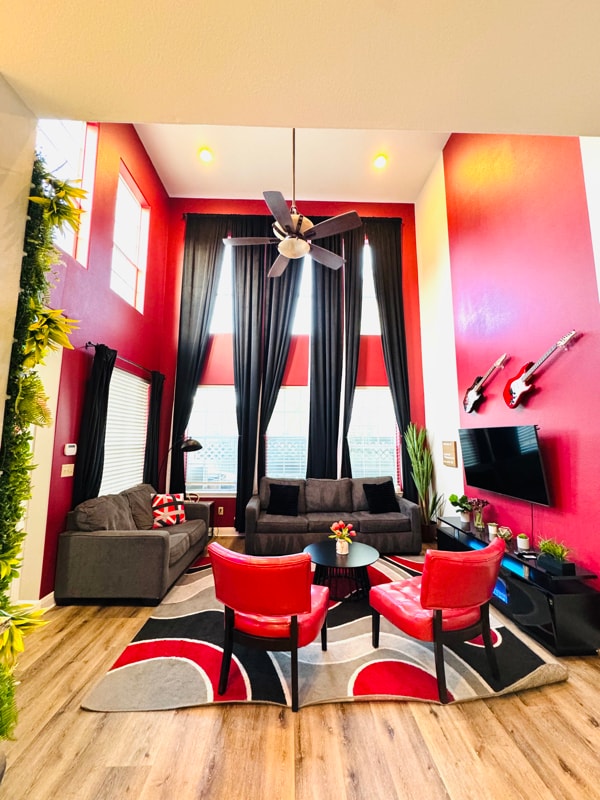 property at 2801 Goodwin Ave