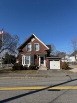 394 Hanover St, Unit 2 in Manchester, NH - Building Photo