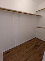 15938 Timber Run Dr in Houston, TX - Building Photo