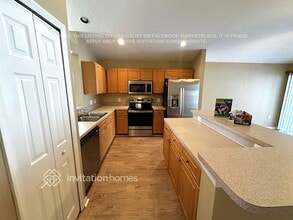 7221 49th Pl E in Palmetto, FL - Building Photo - Building Photo