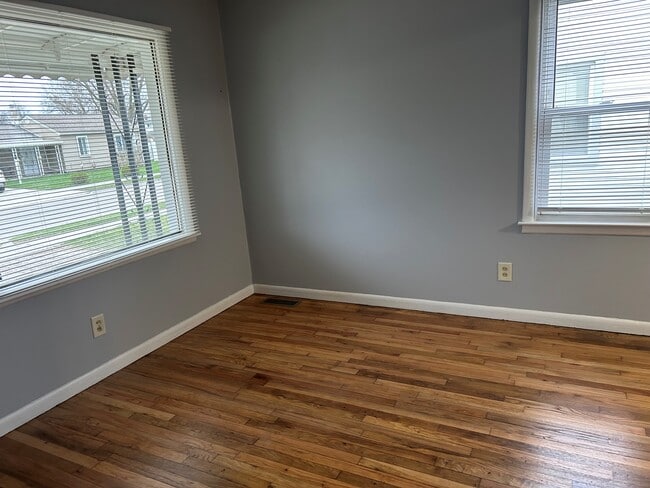 11134 Cornell St in Taylor, MI - Building Photo - Building Photo