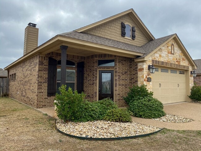 property at 3112 Silver Saddle Dr
