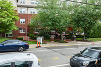 Weinberg Terrace in Pittsburgh, PA - Building Photo - Building Photo