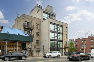 476 Union Ave in Brooklyn, NY - Building Photo - Building Photo