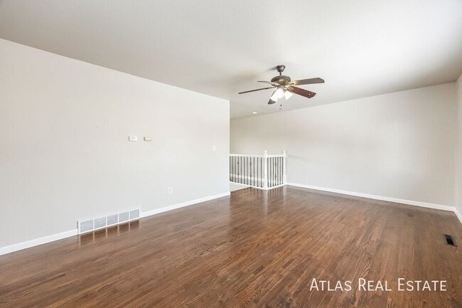 2311 Sonoma Dr in Colorado Springs, CO - Building Photo - Building Photo