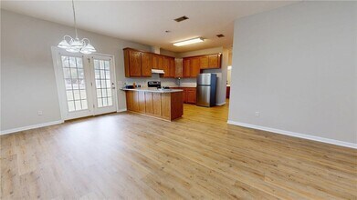 119 Hobbs St, Unit A in Blackshear, GA - Building Photo - Building Photo