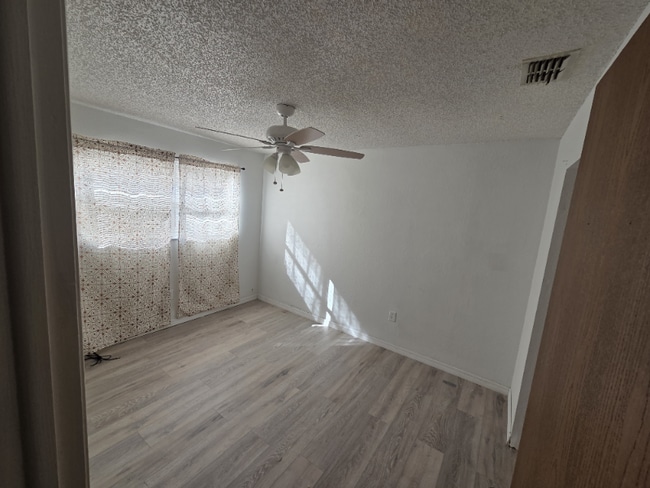 12841 Kellywood Cir in Hudson, FL - Building Photo - Building Photo