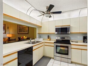 1290 Yesica Ann Cir in Naples, FL - Building Photo - Building Photo