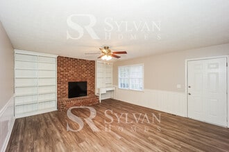 10 Hammock Way in Newnan, GA - Building Photo - Building Photo
