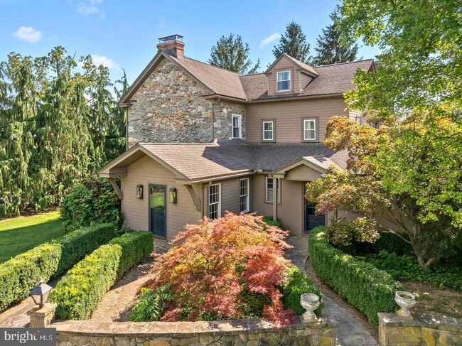 property at 469 Gum Tree Rd
