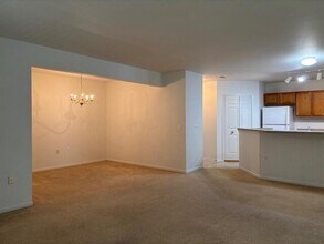 2776 S Knightsbridge Cir in Ann Arbor, MI - Building Photo - Building Photo