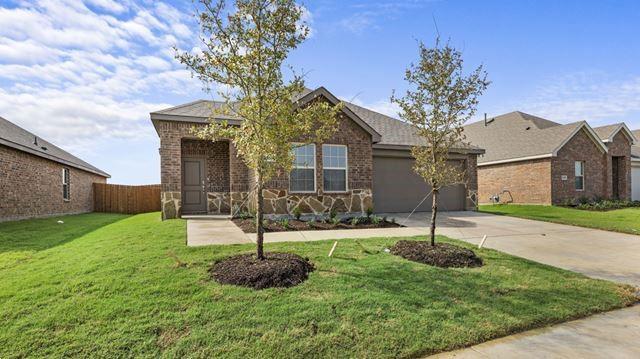 4028 Savoy Wy in McKinney, TX - Foto de edificio