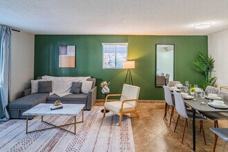 8550 E McDowell Rd in Scottsdale, AZ - Building Photo - Building Photo