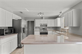 300 Shadow Ridge Dr in Bossier City, LA - Building Photo - Building Photo