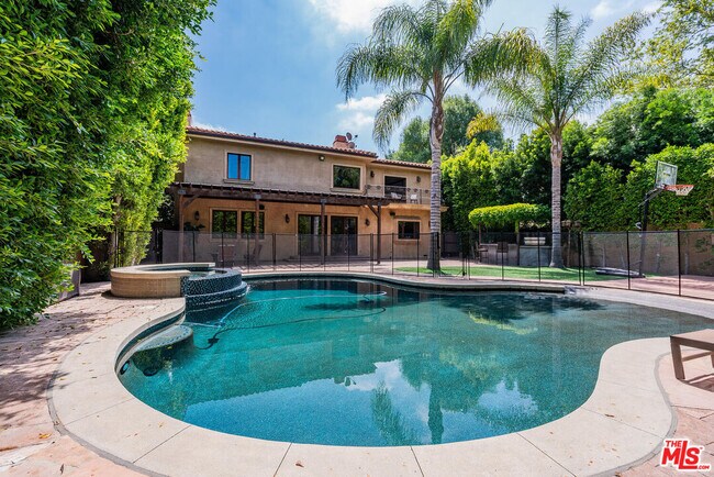 property at 5027 Odessa Ave