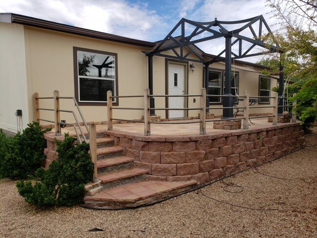 10 Red Mesa Ave in Page, AZ - Building Photo - Building Photo