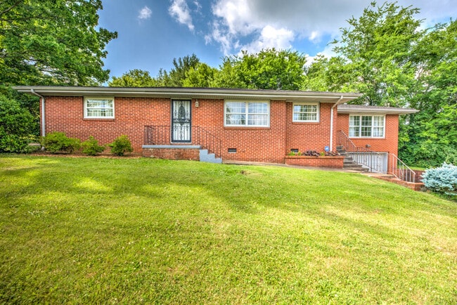 property at 248 Taliwa Dr
