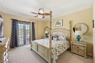 8986 Cambria Cir in Naples, FL - Foto de edificio - Building Photo