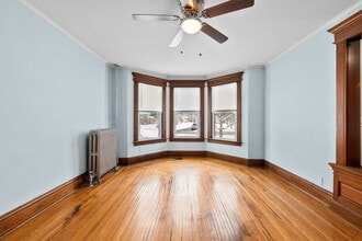 607 Tulip St in Liverpool, NY - Building Photo - Building Photo