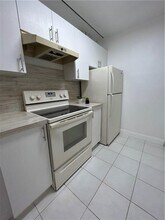 185 Fanshaw E in Boca Raton, FL - Building Photo - Building Photo