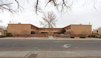 1405 San Carlos Dr SW in Albuquerque, NM - Building Photo - Building Photo