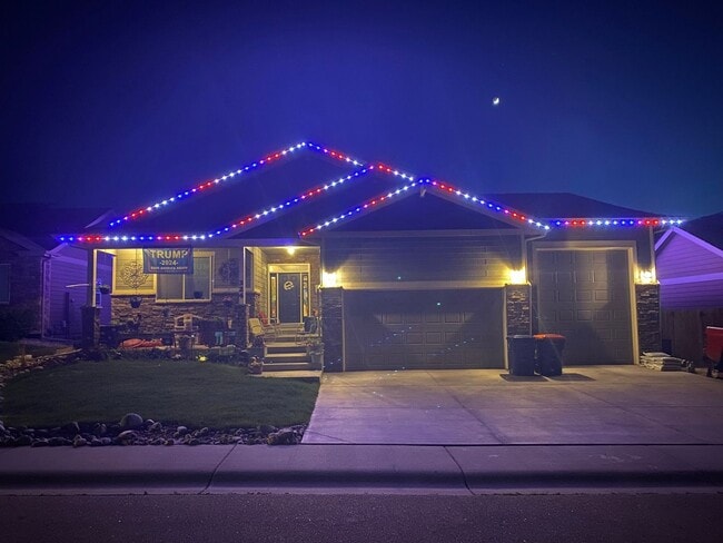 324 Kirkland Ln in Johnstown, CO - Building Photo - Building Photo