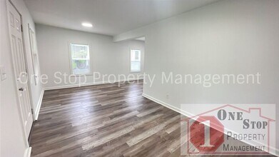 807 S Hardy Ave in Independence, MO - Building Photo - Building Photo