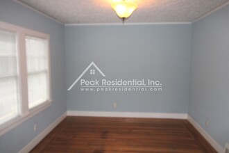 1156 Santa Barbara St in Sacramento, CA - Building Photo - Building Photo