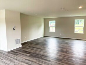 5411 Vergo Rd in Capitol Heights, MD - Building Photo - Building Photo