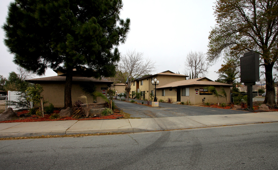 Banning Suites Motel in Banning, CA - Foto de edificio