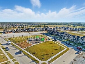 1781 Refuge Wy in Waxahachie, TX - Building Photo - Building Photo