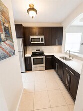 993 NE 3rd Ave in Homestead, FL - Building Photo - Building Photo