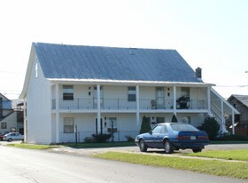 94 W Walnut St in Hughesville, PA - Building Photo