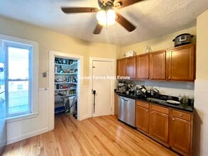 59 Cedar St, Unit 2L in Somerville, MA - Building Photo - Building Photo
