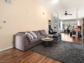 4070 Looking Glass Ln in Naples, FL - Building Photo - Building Photo