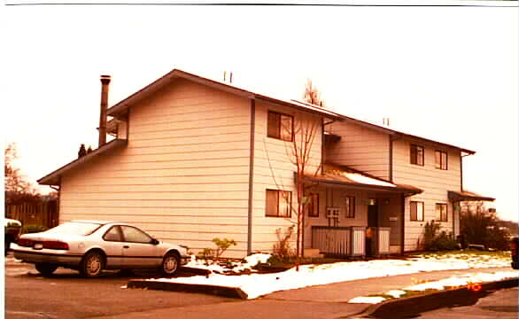 92 Quinn St in Marysville, WA - Building Photo