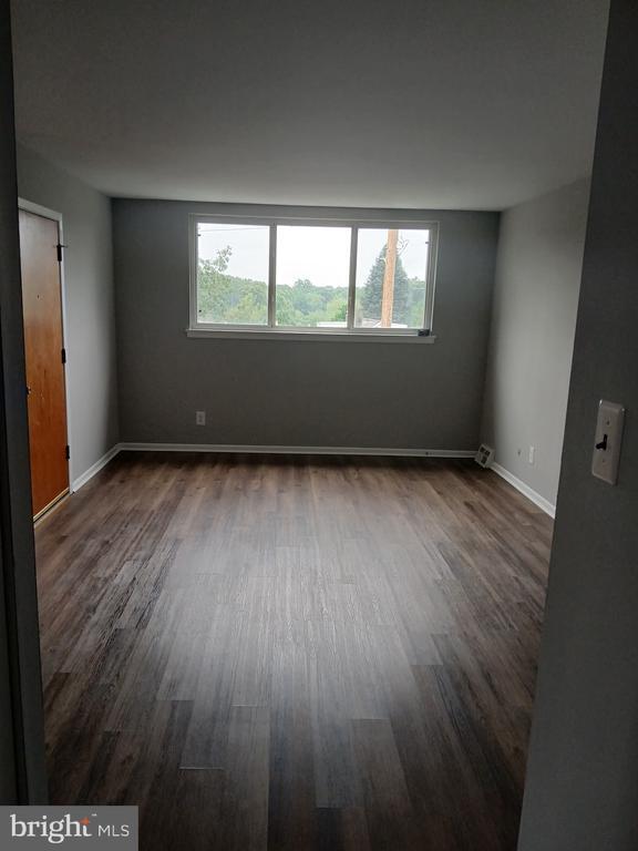 property at 8514 Verree Rd