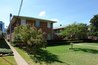 Highland View in Dallas, TX - Foto de edificio - Building Photo