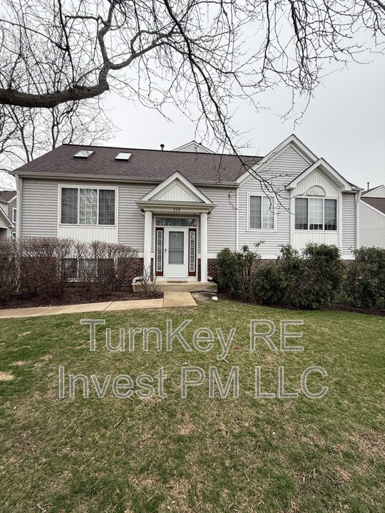 2318 Dawson Ln in Algonquin, IL - Foto de edificio