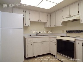 3619 SE 9th Pl-Unit -2 in Cape Coral, FL - Building Photo - Building Photo